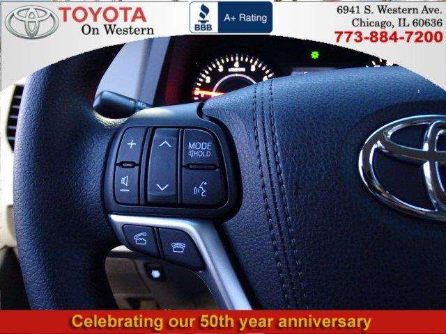 2017 Toyota Sienna LE